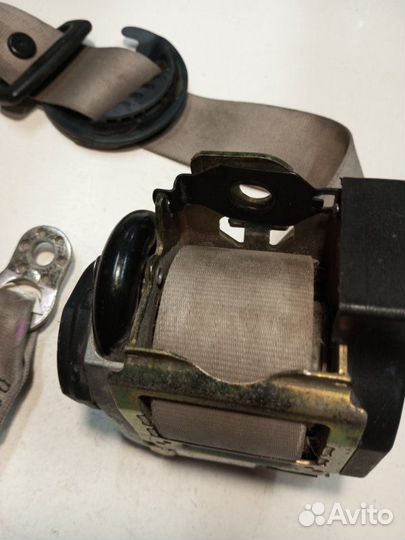 Ремень безопасности задний правый Volkswagen