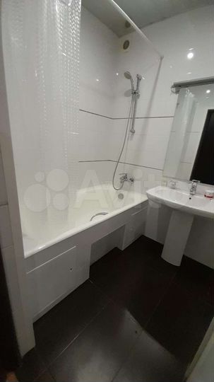 2-к. квартира, 72,5 м², 5/10 эт.