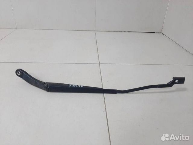 Поводок стеклоочистителя передний правый Citroen C