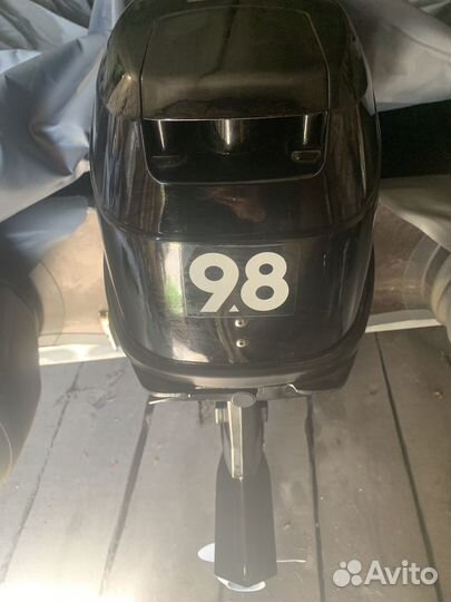 Продам лодочный мотор magnum PRO 9,8