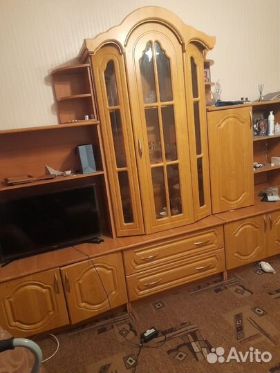 Стенка в гостиную