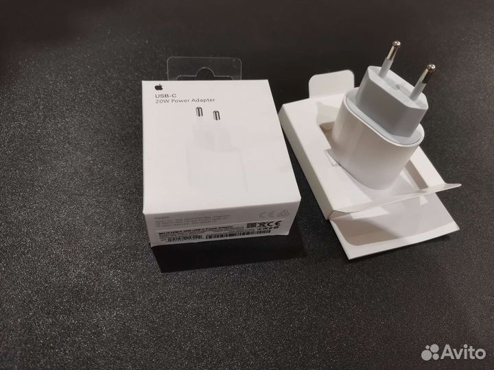 Зарядное устройство на iPhone 20w
