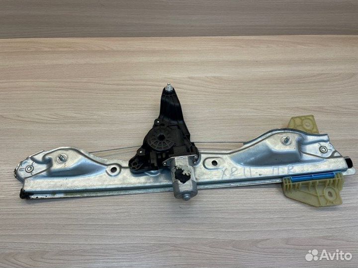 Стеклоподъемник передний правый LADA X-Ray
