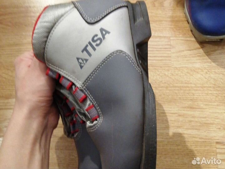 Ботинки для беговых лыж 32,33