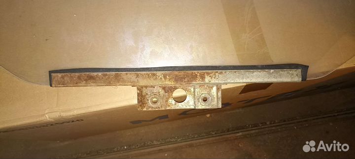 Стекло заднее правое ваз 2109