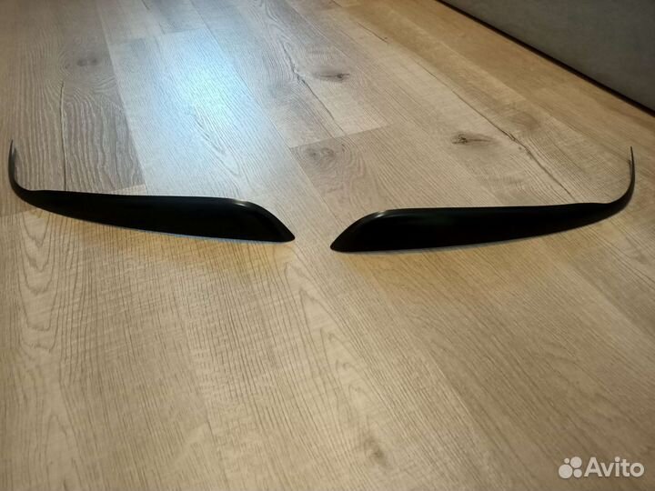 Реснички на фары Subaru forester sf