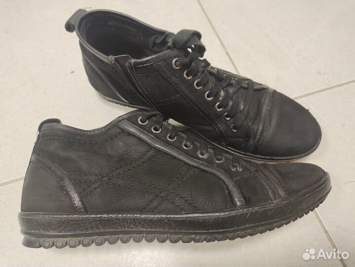 Кроссовки мужские