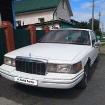 Lincoln Town Car 4.6 AT, 1992, 70 000 км, с пробегом, цена 600 000 руб.