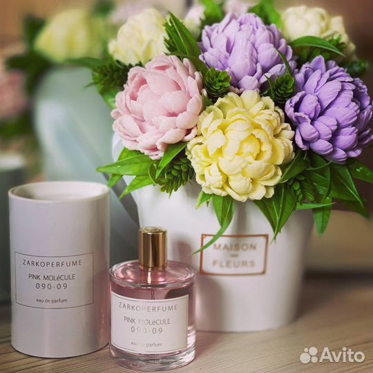 Zarkoperfume pink molecule 09009