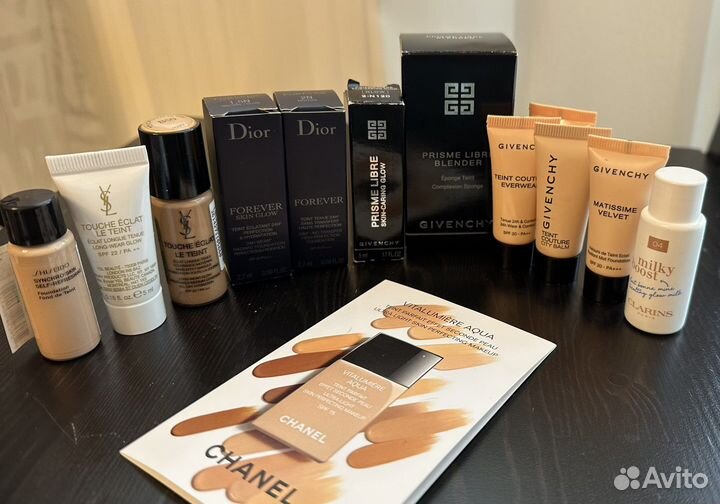 Косметика декоративная Clinique, clarins