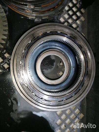 Сцепление переднего хода и прямой передачи