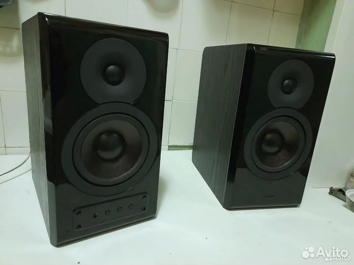 Колонки Sven Royal 1R