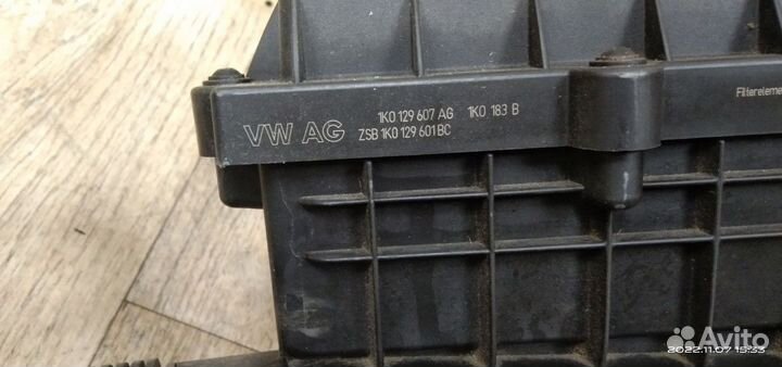 Корпус воздушного фильтра Volkswagen Tiguan