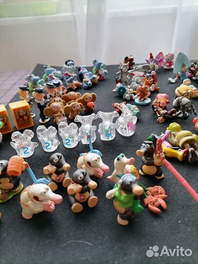 Kinder surprise Игрушки 147шт