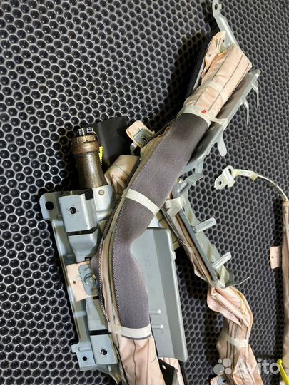 Airbag боковой прав. Toyota Land Cruiser Prado