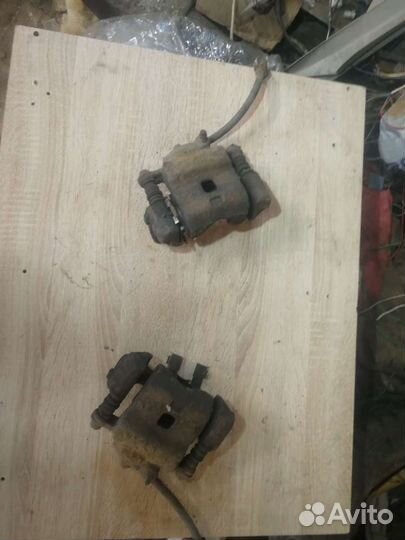 Суппорт Nissan Almera n15