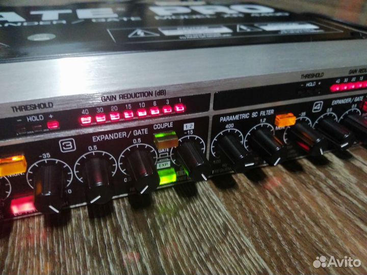Экспандер/Гейт Behringer multigate PRO XR4400