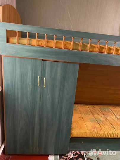 Двухъярусная кровать румынская