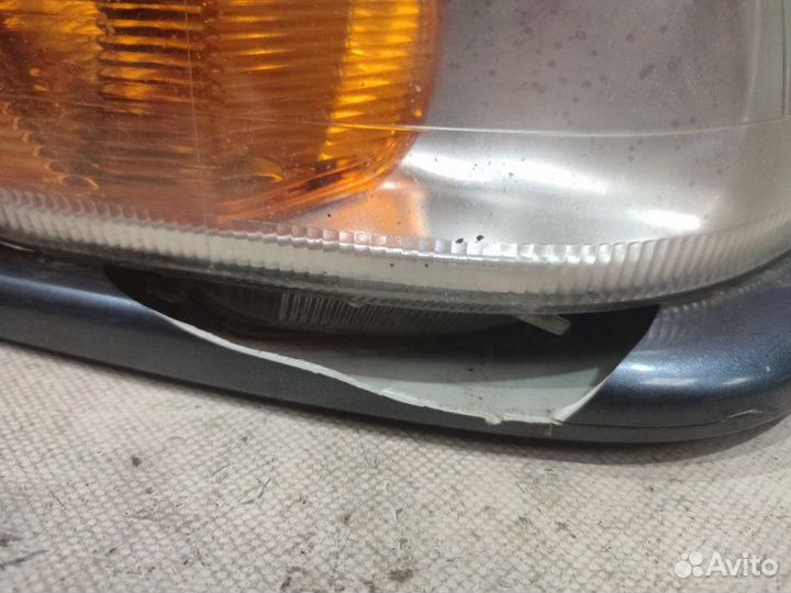 Фара передняя правая Mitsubishi Pajero Sport K90