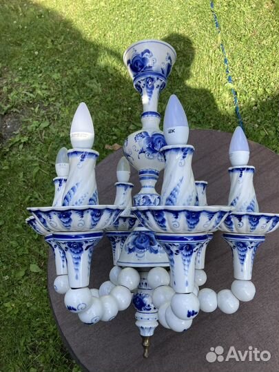 Люстра потолочная и бра гжель