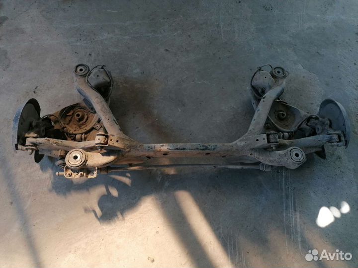 Задняя балка Audi A4 B7