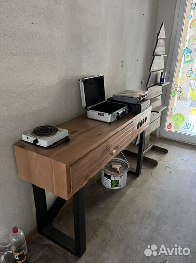 Рабочее место для барбера тумба