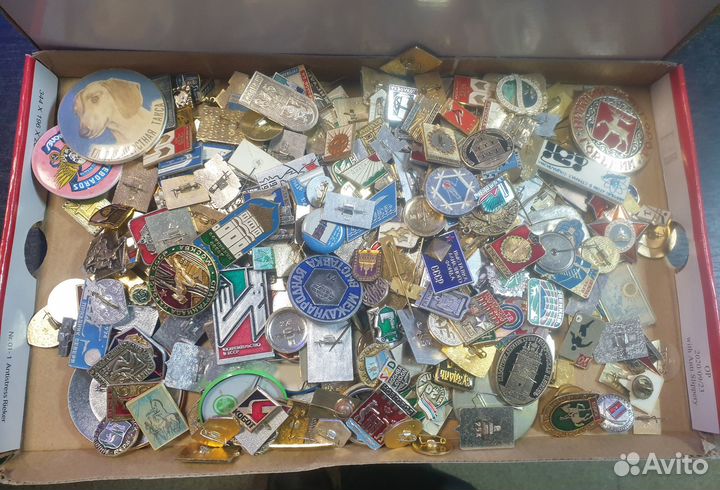 Значки (разные),оптом Mix - 1000 штук