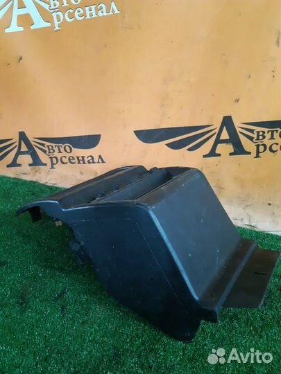 Консоль центральная Ваз 213100 21214 2011