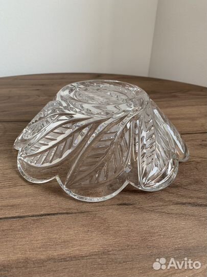 Хрустальная ваза