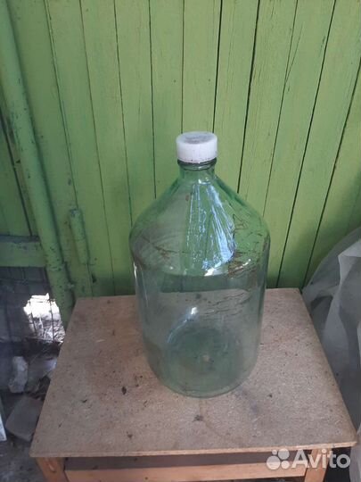 Бутылка стеклянная 20 литров