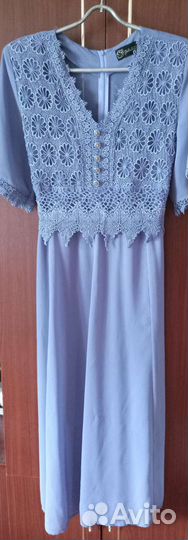 Платье и костюмы