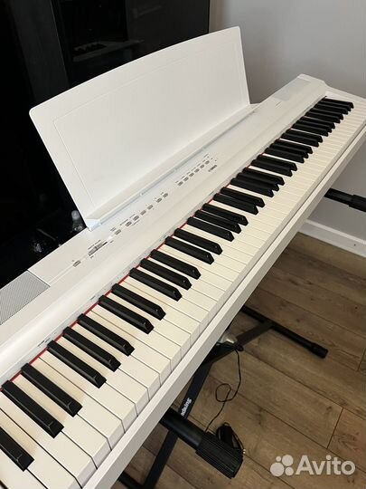 Цифровое пианино Yamaha p-125WH+педали