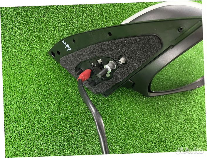 Зеркало правое land cruiser prado 09-17