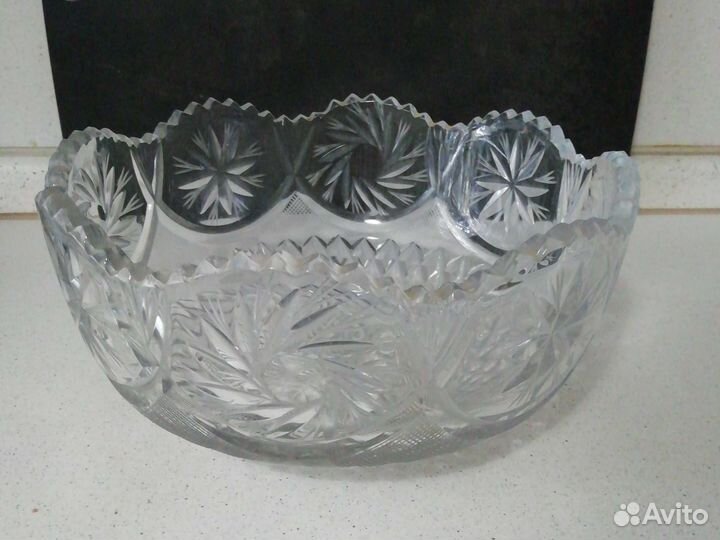 Хрустальная ваза