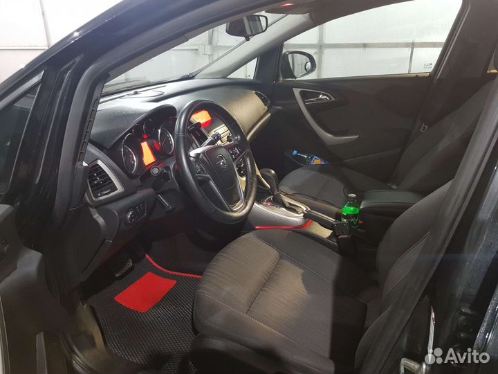 Opel Astra 1.6 AT, 2011, 190 000 км