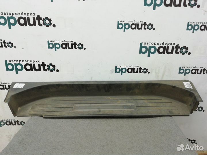 Накладка порога левой сдижной двери A6396861110