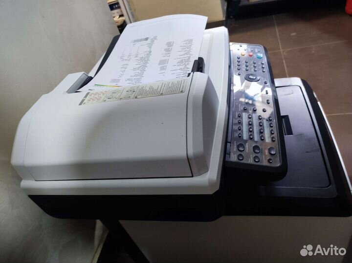 Мфу лазерный цветной