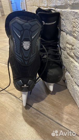 Коньки хоккейные детские 36 размер