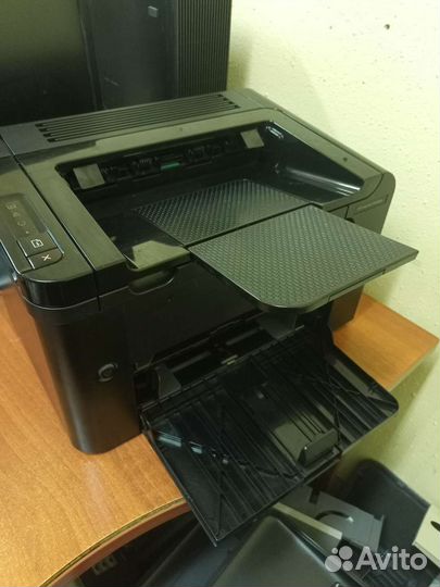 Принтер HP Laserjet p1606dn