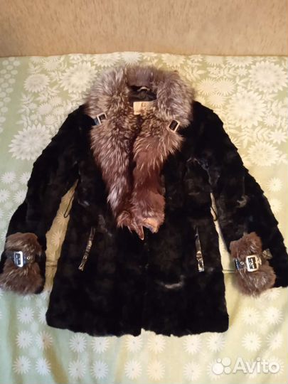 Шуба норка б/у размерМ, мех чернобурка