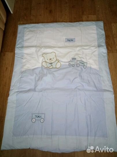 Комплект постельного белья в кроватку