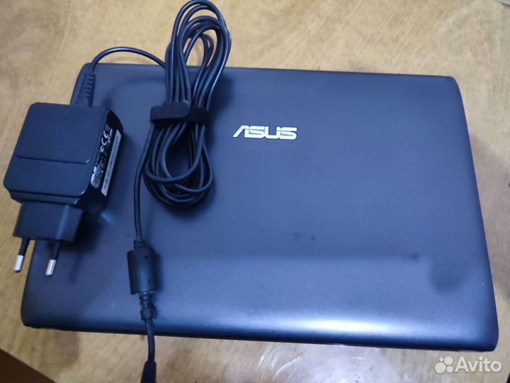 Asus Eee PC 1025C
