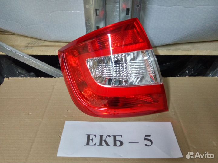 Фонарь левый Skoda Rapid 2012