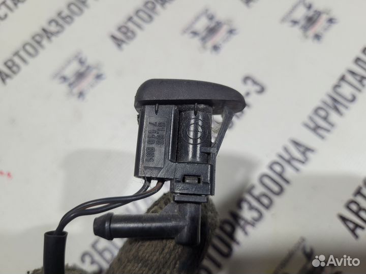 Форсунка омывателя лобового стекла bmw x5 e53