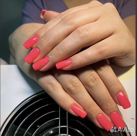 Маникюр,педикюр