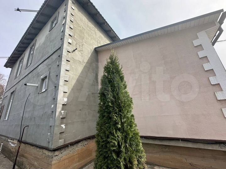 Дом 246 м² на участке 5 сот.