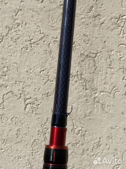 Кастинговый спиннинг новый 240см