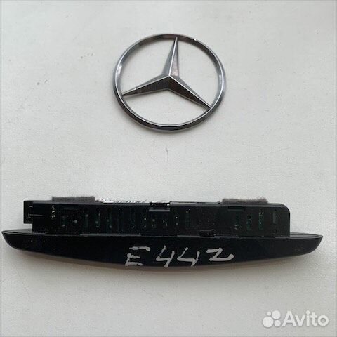 Индикатор парктроников Мерседес