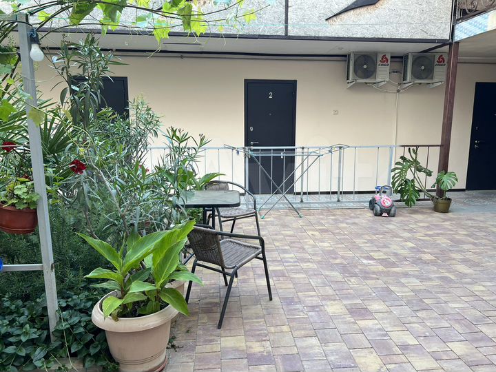 Комната 20 м² в 1-к., 1/2 эт.