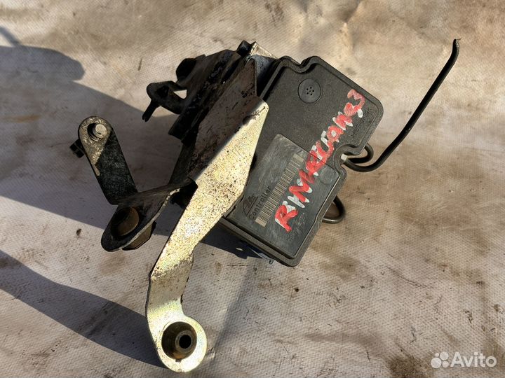 Блок ABS Renault Megane 3